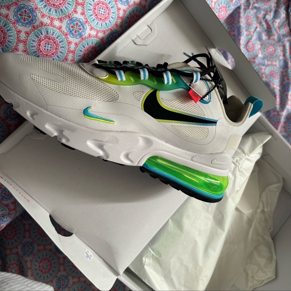 Men’s Nike Airmax 270 around the world edition - Picture 5 of 7